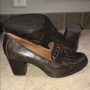 Born brand leather heels sz 8.5